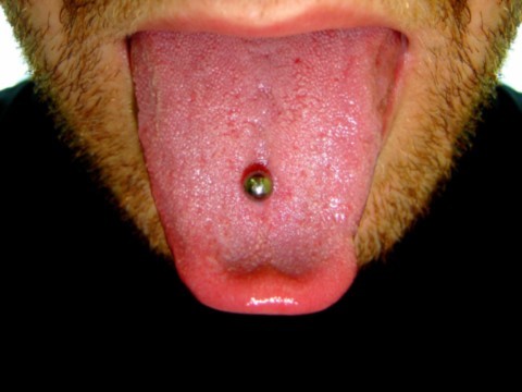 Piercing de la Langue